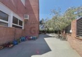 Local comercial en venta con 670m² en Cambrils, Carrer Pekin foto