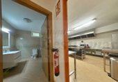 Local comercial en venta con 670m² en Cambrils, Carrer Pekin foto