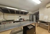 Local comercial en venta con 670m² en Cambrils, Carrer Pekin foto