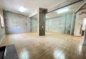 Local comercial en venta con 280m² en Vilanova del Camí, Carrer Ferran Núñez foto