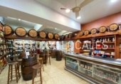 Bar en venta con 160m² en Barcelona, en la zona de la Bordeta, Carrer de la Constitució foto