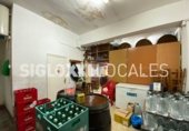 Bar en venta con 160m² en Barcelona, en la zona de la Bordeta, Carrer de la Constitució foto