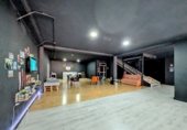 433m² commercial premises for sale in Loja photo