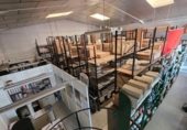Nave Industrial en venta con 330m² en Sevilla, en la zona de Polígono Sur, Carretera Su Eminencia foto
