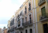 Local comercial
en venda
amb 380m² a Sevilla, a la zona de Encarnación-Regina foto