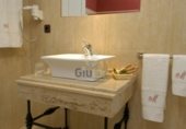 970m² hotel for sale in Montánchez photo