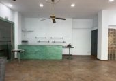 Local comercial en alquiler con 160m² en Roses, Carrer Francesc Macià foto