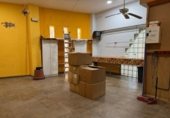 Local comercial en alquiler con 160m² en Roses, Carrer Francesc Macià foto