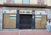 Local comercial en venta con 370m² en Tarrasa, Carrer de la Cisterna foto