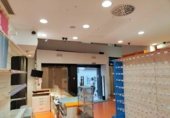 Local comercial en venta con 370m² en Tarrasa, Carrer de la Cisterna foto