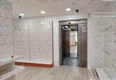 Local comercial en venta con 370m² en Tarrasa, Carrer de la Cisterna foto