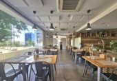 163m² restaurant pour vente à Barcelone, dans le quartier de le Parc i la Llacuna del Poblenou, Carrer dels Almogàvers photo