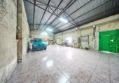 176m² warehouse industrial for sale in Pinos Puente, Calle Ancha photo