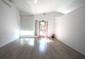 Local comercial
en venda
amb 60m² a Jerez de la Frontera, Calle Parque El Torcal foto