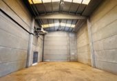 775m² warehouse industrial for sale in Llorenç del Penedès, Camí de la Plana photo