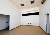 775m² warehouse industrial for sale in Llorenç del Penedès, Camí de la Plana photo