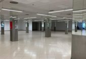 Local comercial en venta con inquilinos con 2444m² en Mengíbar, Paseo de España foto