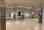 Local comercial en venta con inquilinos con 2444m² en Mengíbar, Paseo de España foto