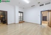 Oficines
en venda
amb 500m² a Granada, a la zona de La Manigua, Calle Ángel Ganivet foto