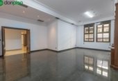 Oficines
en venda
amb 500m² a Granada, a la zona de La Manigua, Calle Ángel Ganivet foto