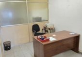 184m² commercial premises for sale in Barcelona, in the area of Hostafrancs, Carrer del Consell de Cent photo