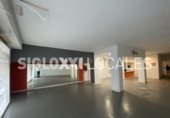 369m² atelier pour location à Barcelone, dans le quartier de Sants, Avinguda de Madrid photo