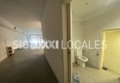 369m² atelier pour location à Barcelone, dans le quartier de Sants, Avinguda de Madrid photo
