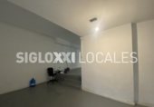 369m² atelier pour location à Barcelone, dans le quartier de Sants, Avinguda de Madrid photo