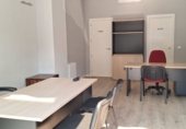 Local comercial en alquiler con 38m² en Badajoz, en la zona de San Roque foto