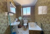 Local comercial en alquiler con 280m² en Segovia foto