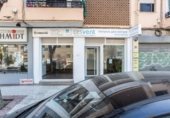 45m² locaux commerciaux pour vente à Grenade, Calle Profesor Luis Molina Gómez photo