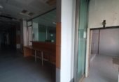 275m² commercial premises for sale in Igualada, Carrer de Lleida photo