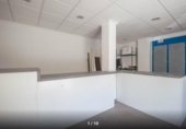 Local comercial en venta con 121m² en Elda, Calle República Dominicana foto