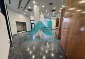 210m² locaux commerciaux pour vente à Cáceres, dans le quartier de La Madrila, avda. virgen de guadalupe photo