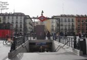 79m² commercial premises for sale in Madrid, in the area of Palace, Plaza de Oriente photo