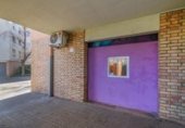 Local comercial en venta con 57m² en Manresa, en la zona de la Font dels Capellans, Plaça de la Font foto