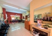 48m² salon de coiffure pour vente à Linares, travesia o'donnell, 23700 photo