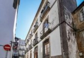 Edificio en venta con 410m² en Santiago de Compostela, en la zona de A Poza de Bar, Cantón de San Bieito foto