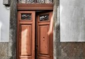 Edificio en venta con 410m² en Santiago de Compostela, en la zona de A Poza de Bar, Cantón de San Bieito foto
