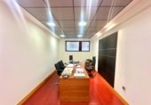 Oficina en venta con 141.6m² en Santander, El Sardinero foto