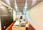 Oficina en venta con 141.6m² en Santander, El Sardinero foto