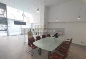 Local comercial en alquiler con 100m² en Logroño foto