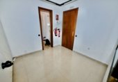 90m² bureau pour vente à Tarrasa photo