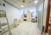 Local comercial en venta con 500m² en Granada, en la zona de Pajaritos, Calle Rector Marín Ocete foto