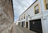 1040m² building for sale in Llerena, Calle Trasierra photo