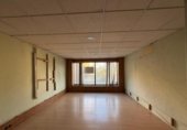 196m² locaux commerciaux pour vente à Badajoz, dans le quartier de San Roque, Calle Francisco Hinchado Madera photo