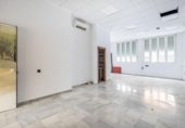 Local comercial
en venda
amb 152m² a Granada, Camino de Ronda foto
