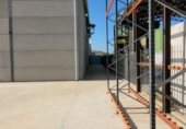 743m² warehouse industrial for sale in Valdepeñas photo