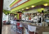 Cafetería en alquiler, traspaso con 220m² en Vigo, en la zona de Lavadores foto