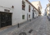 513m² building for sale in Granada, in the area of Neighborhood of the Virgin, paseo del salon photo